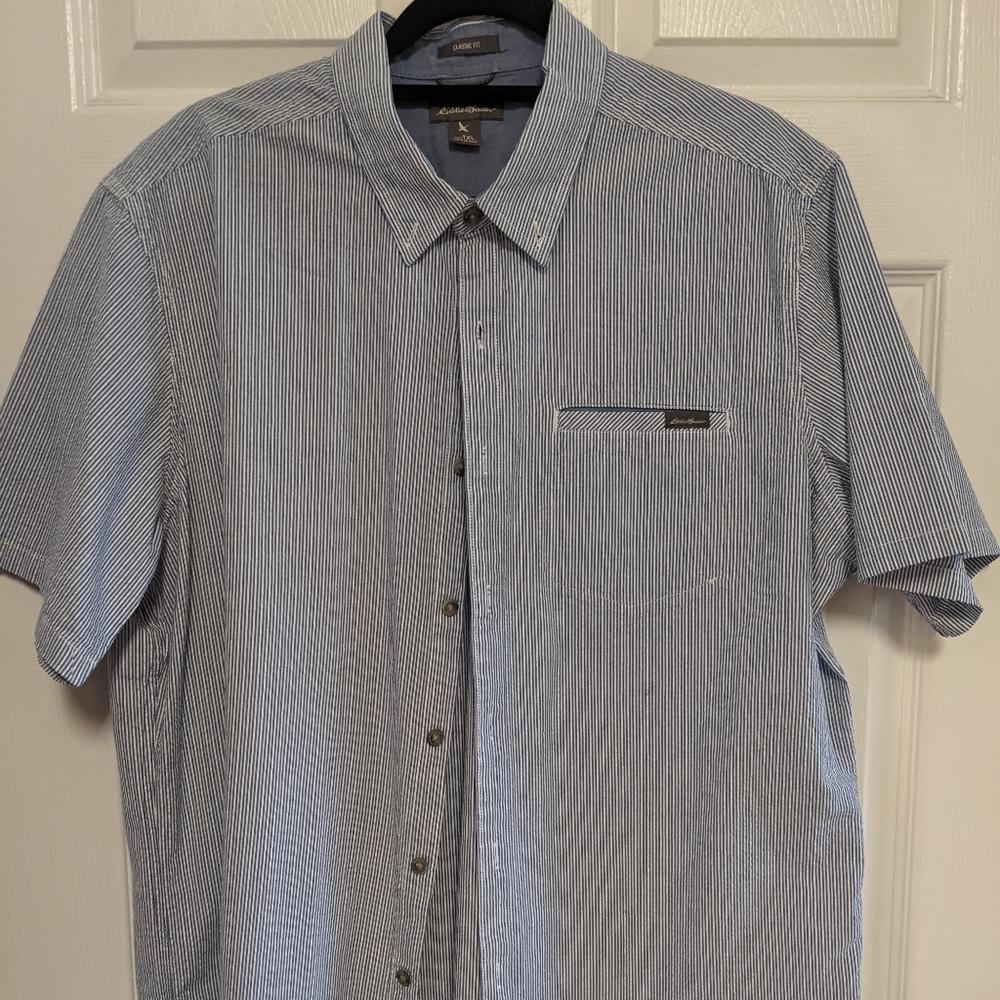 Eddie Bauer Men’s Button Shirt Short Sleeve strip Classic Fit Blue Texture XLT